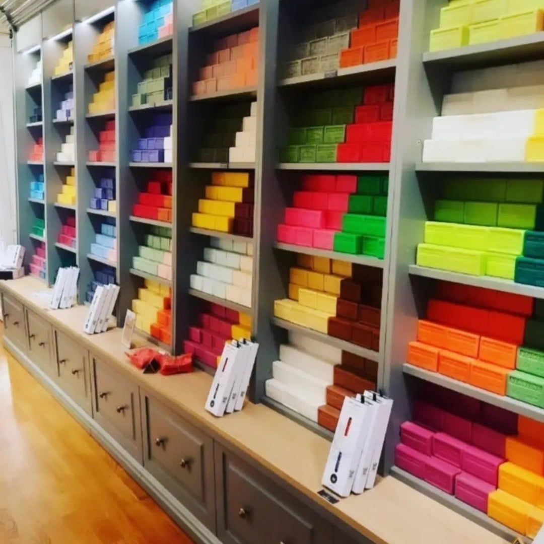 Intérieur de la boutique La Maison du Savon de Marseille à Valence